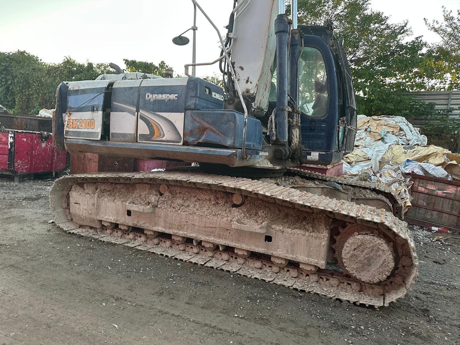 SK210D